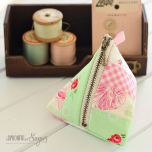 TrianglePouches-2