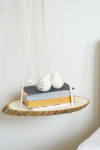 DIY-A-Hanging-Wood-Shelf-Hang-600x900