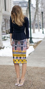 กระโปรงทรงดินสอ-ลายพิมพ์-J.Crew-สเว็ตเตอร์-Tory-Burch-รองเท้า-Valentino-นาฬิกา-Michael-Kors