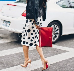 nyfw february 2015 street style, nyfw fw15 street style, nyfw 2015 street style, valentino clutch, christian louboutin so kate, emily gemma, the sweetest thing